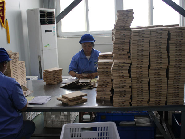 代加工生產(chǎn)膏藥的膏藥貼牌代加工廠家哪家靠譜？
